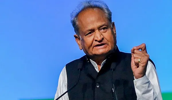 NEET परीक्षा रद्द को लेकर अशोक गहलोत का बयान, युवाओं के भविष्य से खिलवाड़, भाजपा सरकार का असली चेहरा बेनकाब