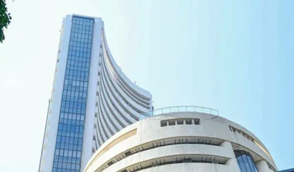 आज फिर गिरावट से संभले शेयर बाजार में उथल-पुथल का दौर, निचले स्तर पर आई तेज रिकवरी