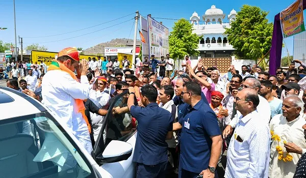 CM भजनलाल शर्मा का लोकप्रिय होता अंदाज ! मौके पर ही किया मांगों का समाधान