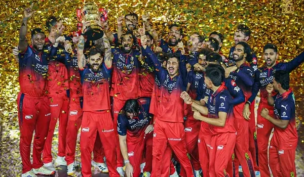 RCB लगातार दूसरी बार बनी IPL चैम्प‍ियन, गुजरात टाइटंस को फाइनल में रौंदा