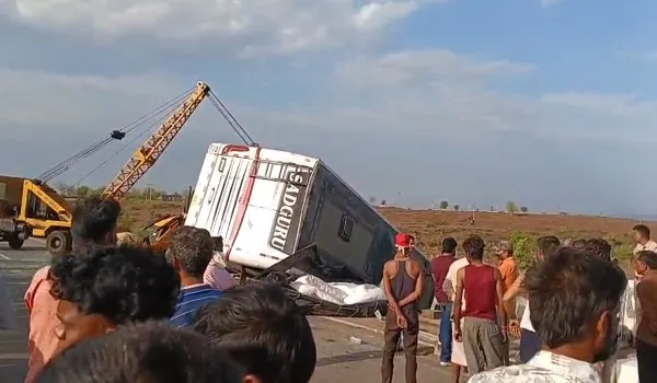 बारां के शाहबाद में बस पलटी, दो की हुई मौत, उपखण्ड के NH 27 स्थित फरेदुआ तलहटी गांव की घटना