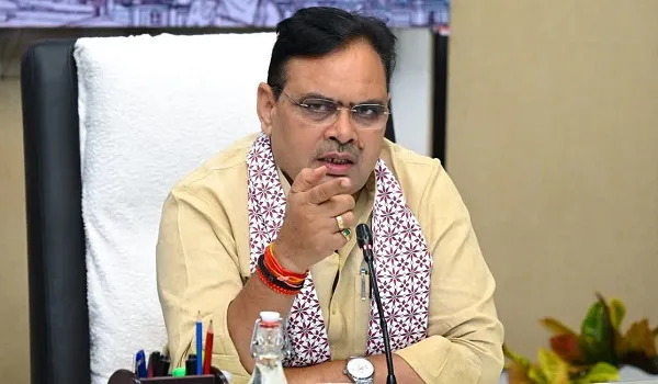 जयपुर पहुंचने पर मुख्यमंत्री भजन लाल शर्मा का हुआ भव्य स्वागत, कहा-शेखावाटी की धरती सोना उगलेगी, मिलेगा जल्द ही पानी