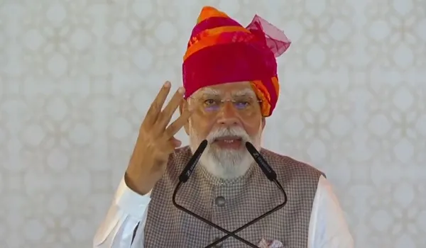 देश की पहली ग्रीनफील्ड रिफाइनरी का उद्घाटन समारोह, पीएम मोदी बोले- रिफाइनरी हजारों लोगों के रोजगार का माध्यम बनेगी