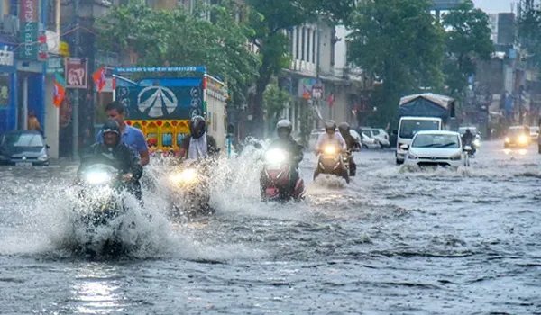 जयपुर में बदला मौसम का मिजाज, शहर के कई इलाकों में शुरू हुआ बारिश का दौर