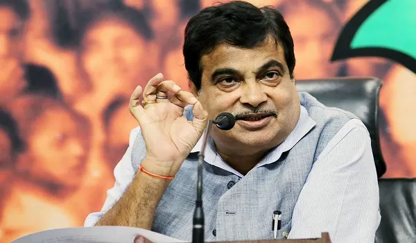 पेट्रोल में इथेनाल की मिलावट को लेकर बोले नितिन गडकरी, कहा-  E20 से माइलेज पर असर, लेकिन पश्चिम एशिया संकट से मिला सबक