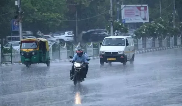 देश के 70% हिस्से में बादल छाए... 25 जुलाई तक बारिश का अलर्ट, असम में बाढ़ से अब तक 5 की मौत