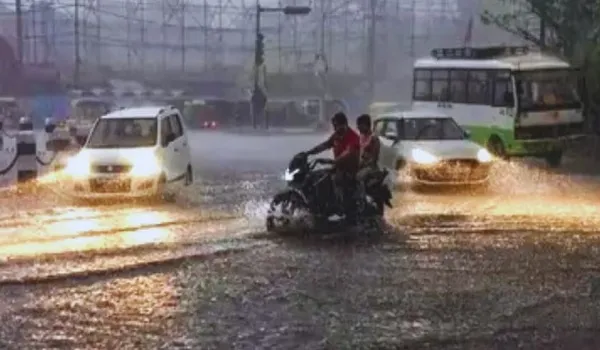 आज 11 जिलों में भारी बारिश की चेतावनी, ब्यावर में रिकॉर्ड 9 इंच पानी बरसा... खेत और खुले इलाके हो गए जलमग्न