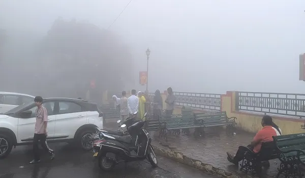 रिमझिम फुहारों ने ओढ़ाई हिल स्टेशन को हरियाली की चादर, हिल स्टेशन आबू राज में मौसम बना खुशगवार