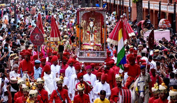 विश्व प्रसिद्ध तीज महोत्सव आज, त्रिपोलिया गेट से होगी शोभायात्रा की शुरुआत, ड्रोन के माध्यम से की जाएगी पुष्प वर्षा