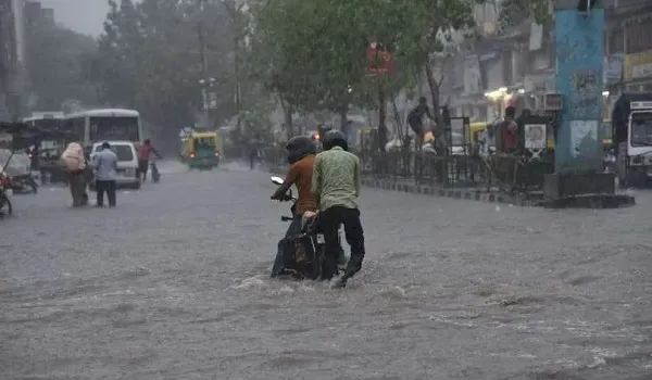 राजस्थान के 6 जिलों में आज भारी बारिश का ऑरेंज अलर्ट, नदियों में उफान के कारण 10 गांवों का संपर्क टूट गया