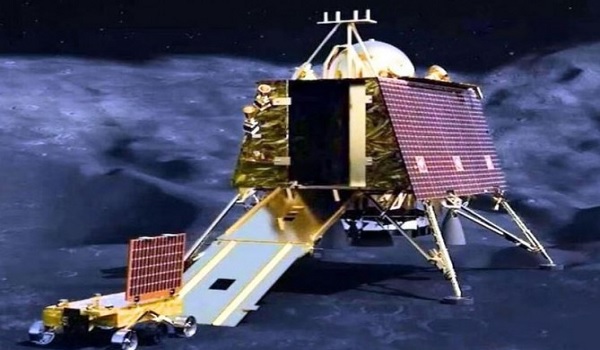 Chandrayaan-3: विक्रम लैंडर-प्रज्ञान रोवर से सिग्नल के लिए इसरो को 14 दिन और करना होगा इंतजार, नए मिशन पर कर रहा काम, जानिए डिटेल्स