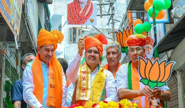 CM भजनलाल शर्मा का पाली में रोड शो, कहा- राजस्थान की जनता मोदी के नेतृत्व में विकसित भारत बनाना चाहती है