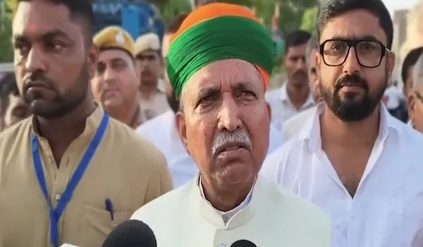 Nikay Chunav 2026: बीकानेर के 79 वार्डों में पहले चरण का मतदान जारी, केंद्रीय कानून मंत्री अर्जुन मेघवाल ने किया मतदान