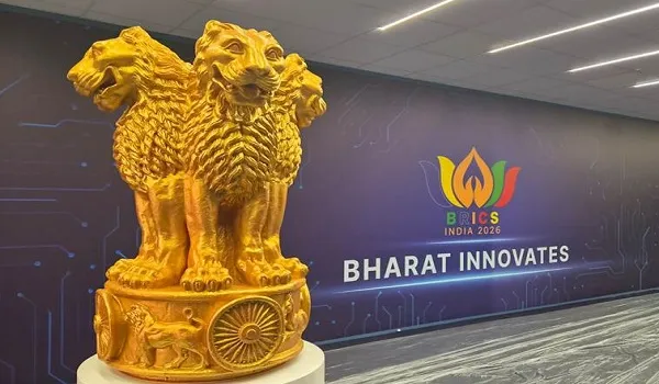 BRICS समिट के लिए लुटियंस दिल्ली का बदला स्वरूप, BRICS थीम वाली साइनज से सजी राजधानी