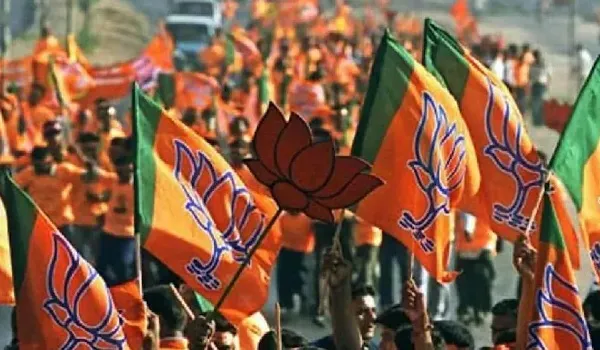 हनुमानगढ़ की नोहर नगरपालिका में हुआ बड़ा उलटफेर, लॉटरी से भाजपा की हाजन खातून टाक बनी पालिकाध्यक्ष