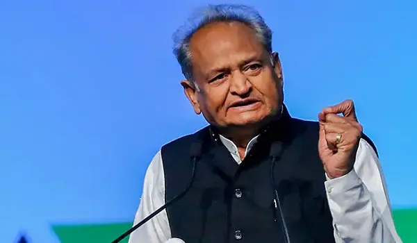 VIDEO: जयपुर में कांग्रेस का प्रदर्शन, अशोक गहलोत बोले-वोट चोरी के खिलाफ आंदोलन देश बचाने की लड़ाई, चुनाव आयोग की भूमिका पर सवाल खड़े हुए