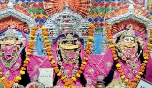 Shardiya Navratri 2024: मातारानी का अनूठा मंदिर यहां अमावस्या को होती है घट स्थापना, माता रानी स्वयं भी रखती है 7 दिन उपवास