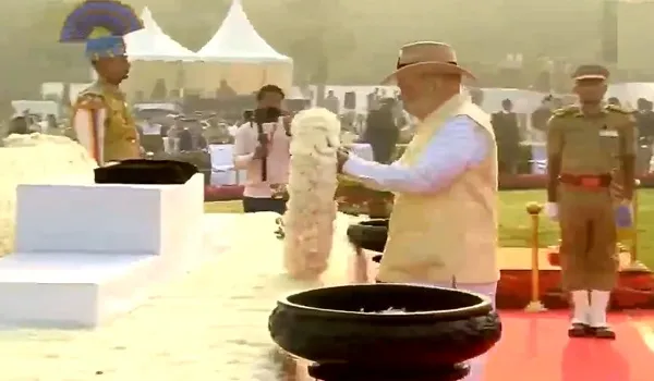 अमित शाह ने शहीद पुलिसकर्मियों को दी श्रद्धांजलि, बोले- जवान दिन-रात हमारी सुरक्षा के लिए करते है काम