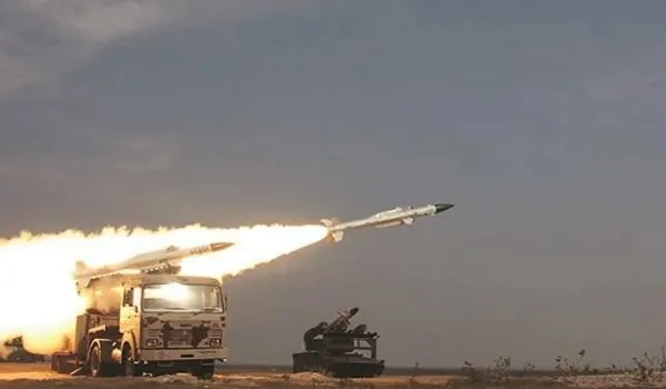 भारत के संयुक्त सैन्य अभ्यास से पाकिस्तान में खलबली ! कई हवाई मार्ग किए बंद... उड़ानों पर लगाई रोक