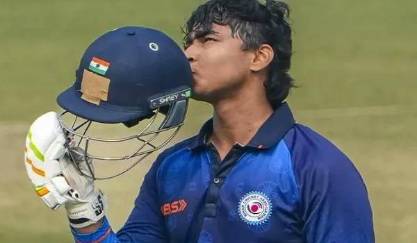 वैभव सूर्यवंशी ने तोड़ा 39 साल पुराना रिकॉर्ड, विजय हजारे ट्रॉफी में जमाया शतक