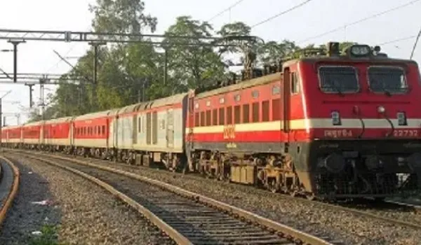 2025 में भारतीय रेलवे का रिकॉर्ड अभियान, त्योहारों और व्यस्त मौसम में चलाई 43,000 से ज्यादा स्पेशल ट्रेनें