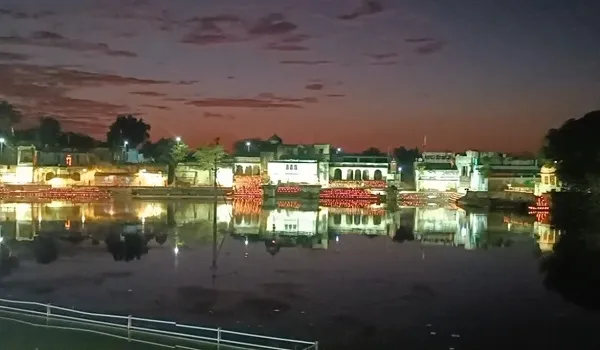 5 दिवसीय सांभर फेस्टिवल चढ़ा परवान, आयोजन स्थल तक वाहनों की रेलमपेल... जाम की बनी स्थिति