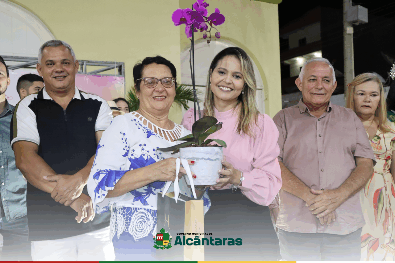 SECRETARIA DE CULTURA REALIZA NOITE DE HOMENAGENS PARA AS MÃES ALCANTARENSES