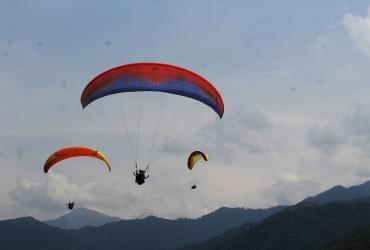 Paragliding and Trekking at Bir Barot