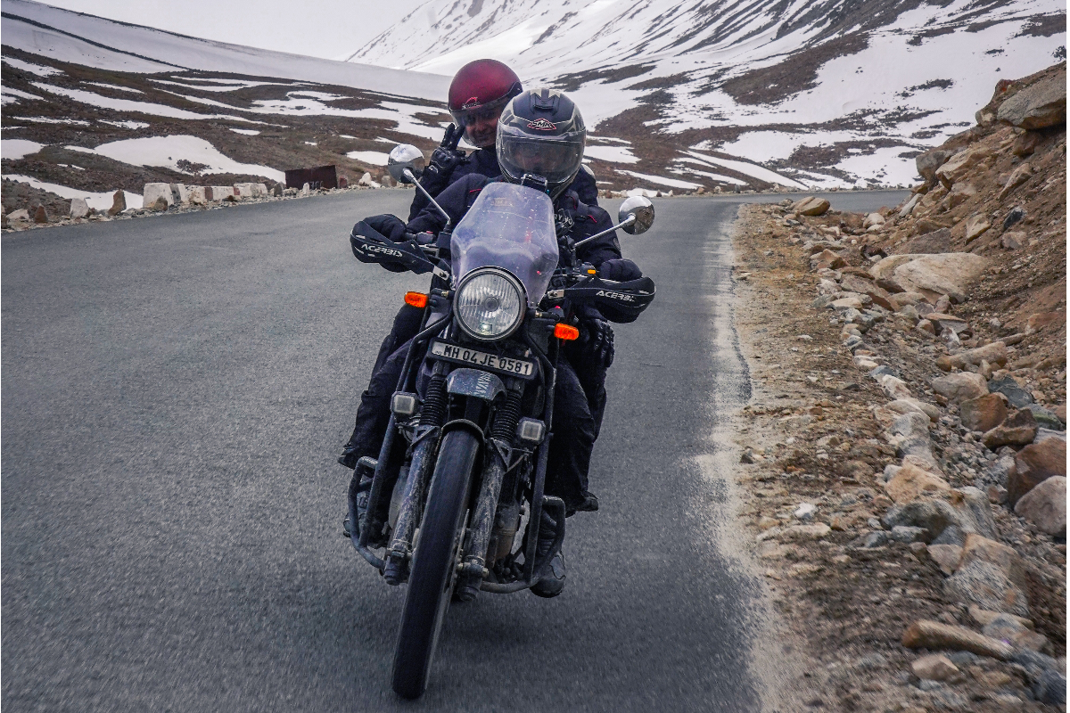 The Curves & Tarmac of Leh