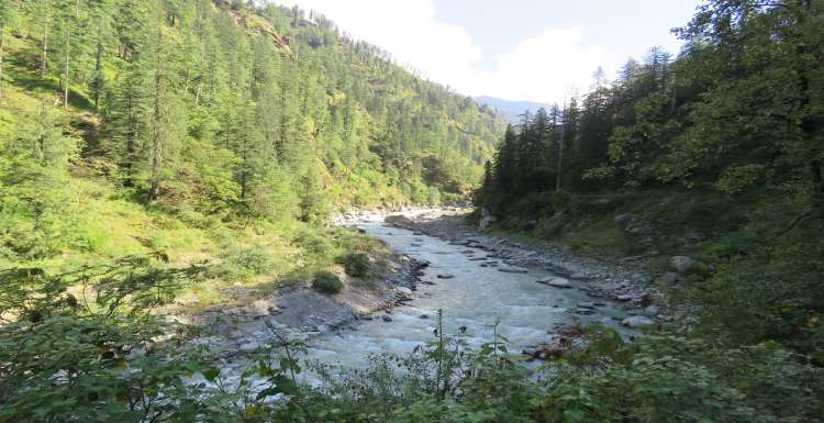 Overwhelming View Of The Ruinsara Tal