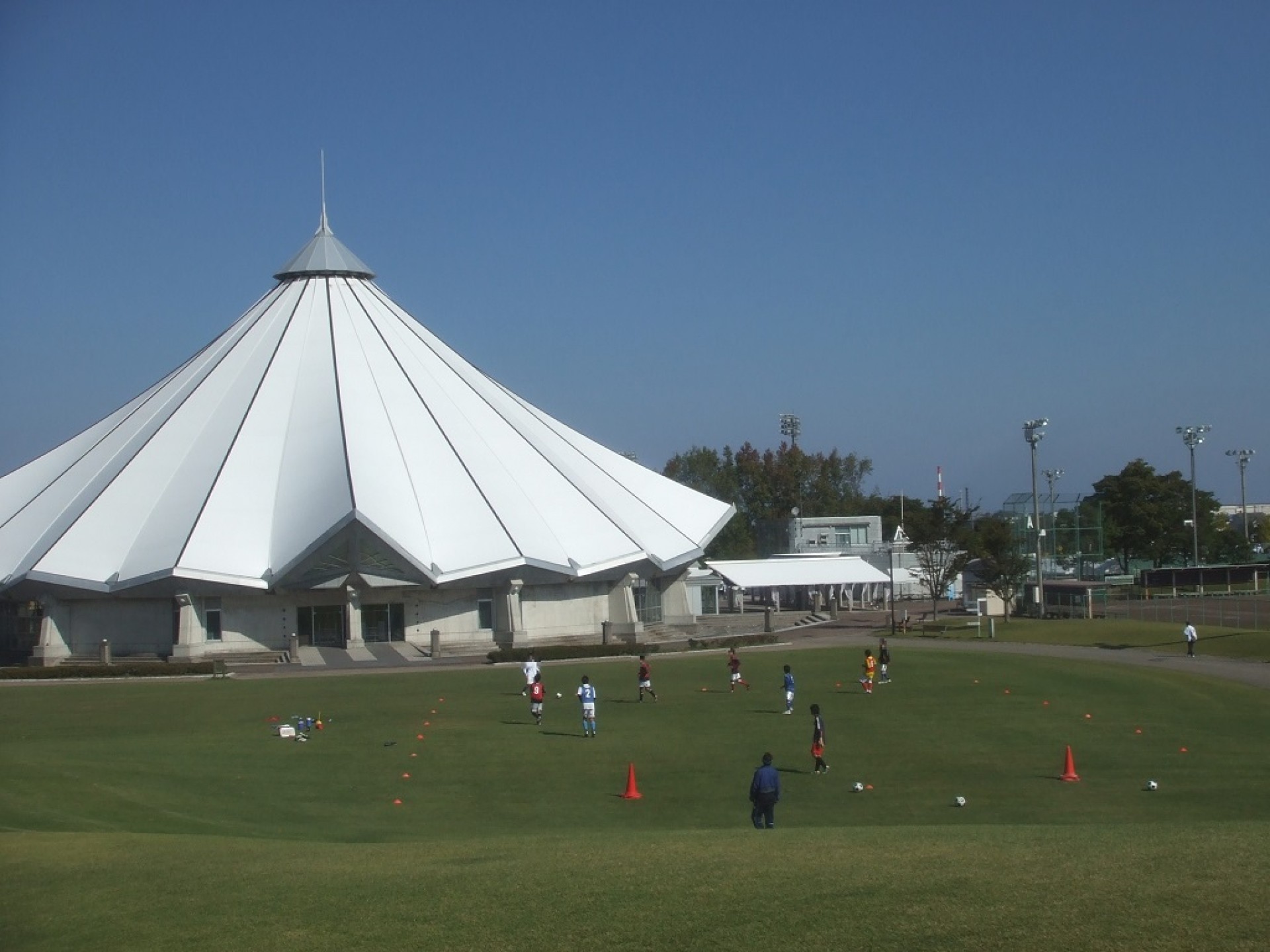 富山県岩瀬スポーツ公園_サッカー・ラグビー場2