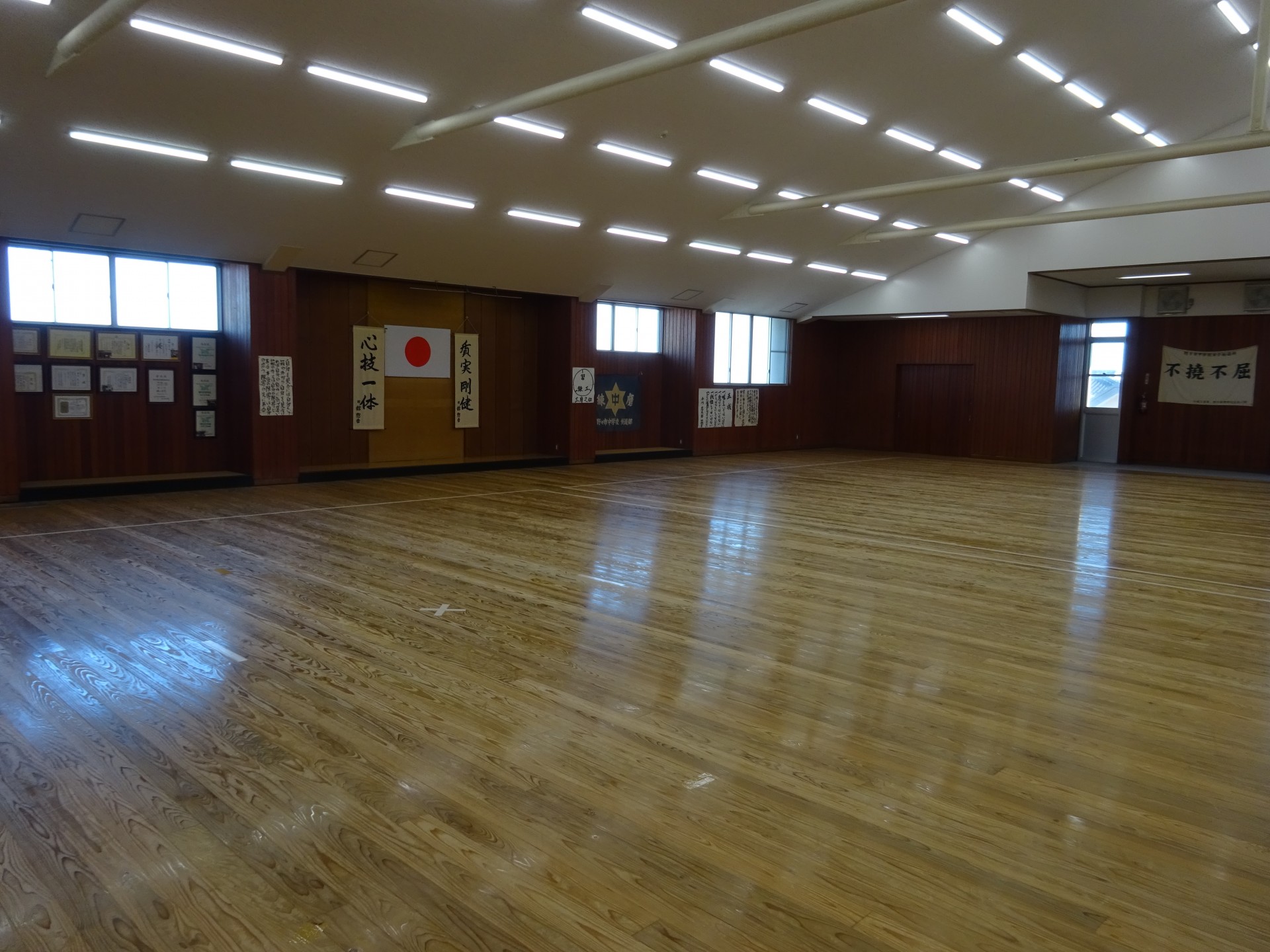 武道館剣道場