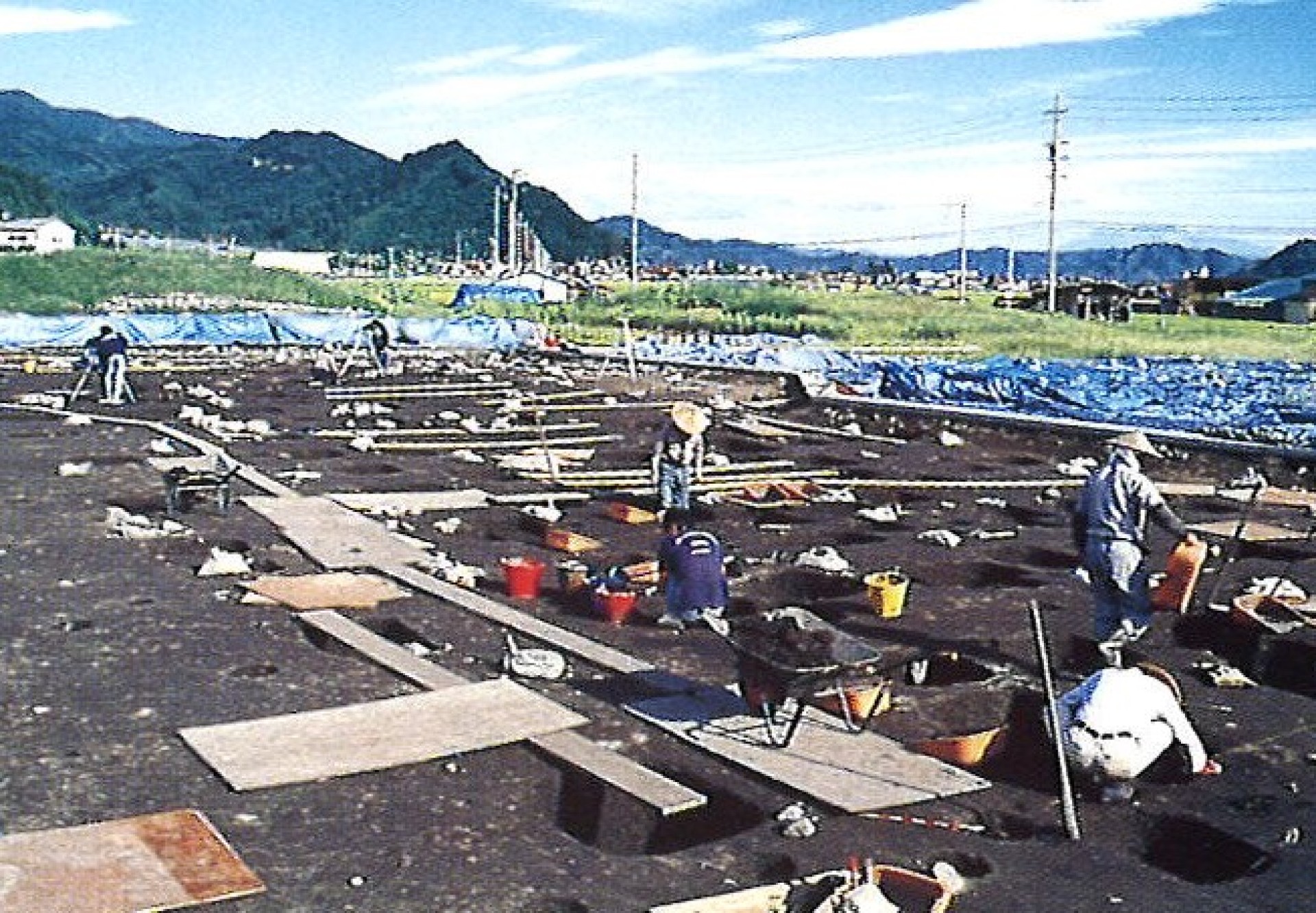 杉崎廃寺跡　僧房域調査（北西から）