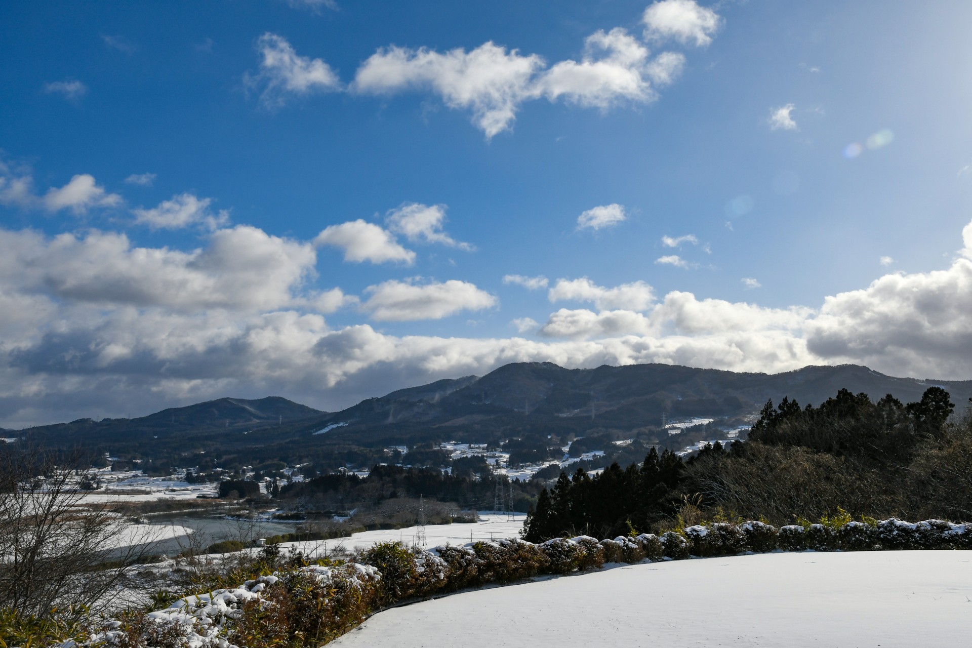 束稲山