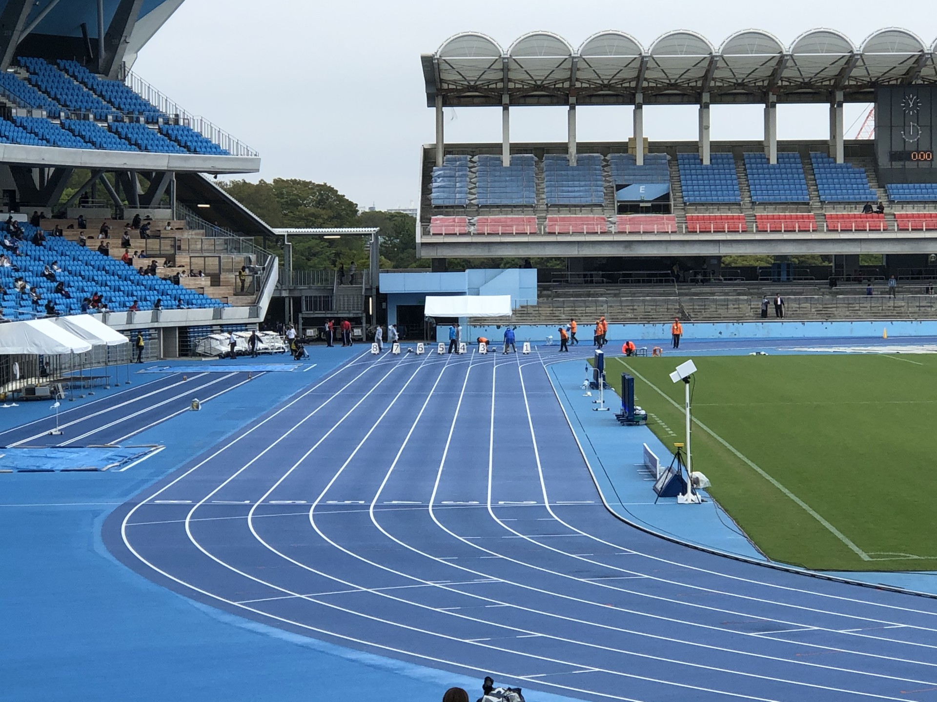 等々力陸上競技場 100ｍ