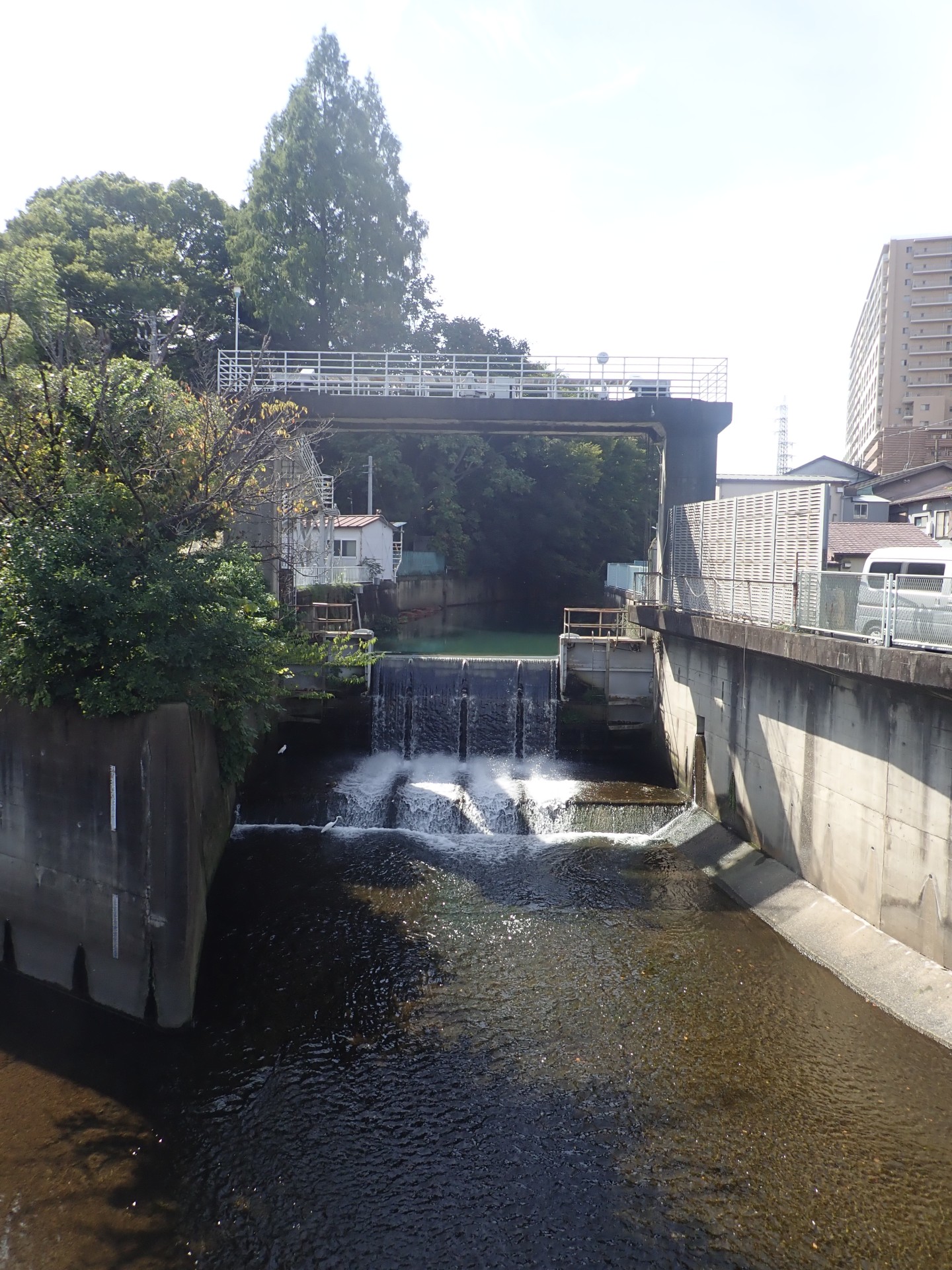 平瀬川水門