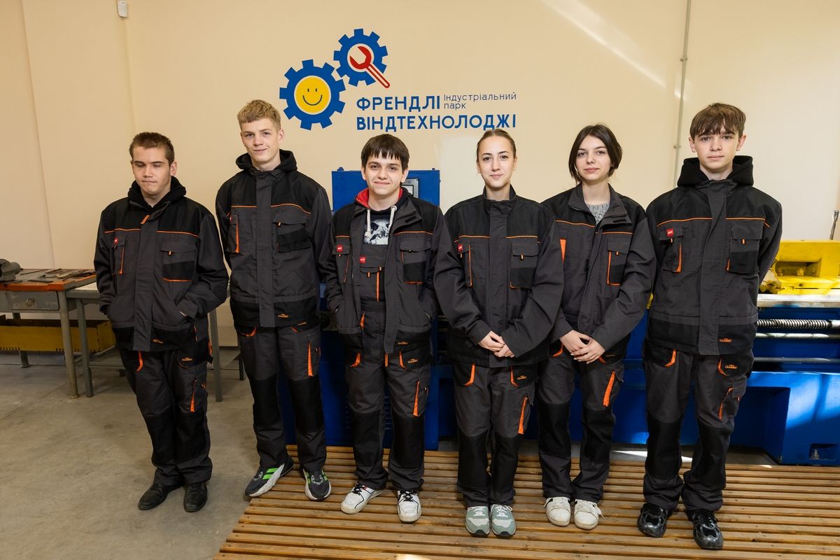 «Френдлі Віндтехнолоджі» започаткували іменні стипендії для студентів Перечинського професійного ліцею