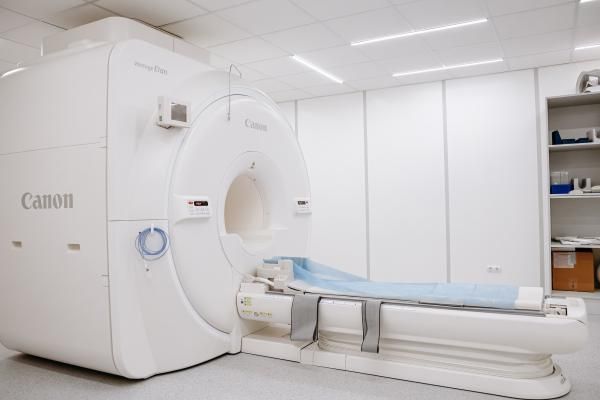 У Виноградівській районній лікарні запрацював кабінет магнітно-резонансної томографії