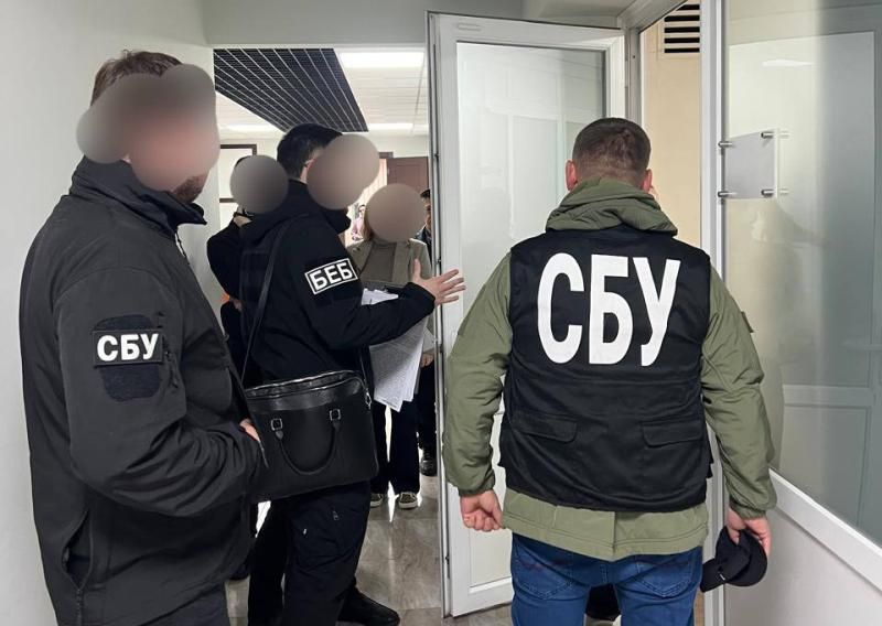 В Ужгородській міськраді знову обшуки