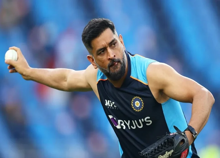 ICC Champions Trophy: इन पांच विकेटकीपरों ने किए हैं सबसे ज्यादा शिकार, लिस्ट में इस स्थान पर हैं धोनी