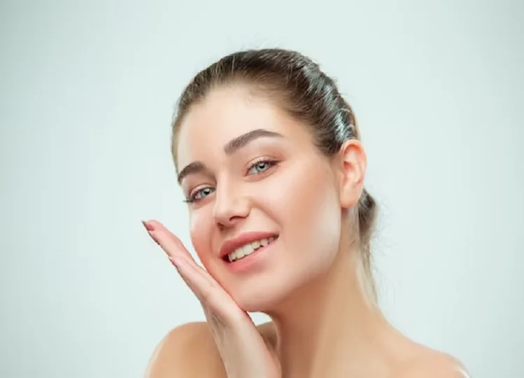 Beauty Tips: मिनटों में ही चेहरे पर आएगा गजब का निखार, इस घरेलू फेस पैक का करें उपयोग