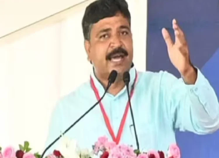 Rajasthan:  पीकेसी-ईआरसीपी योजना को लेकर Tika Ram Jully ने दिया बड़ा बयान, कहा- नरेंद्र मोदी ने मंच पर मटके में पानी उड़ेलकर...