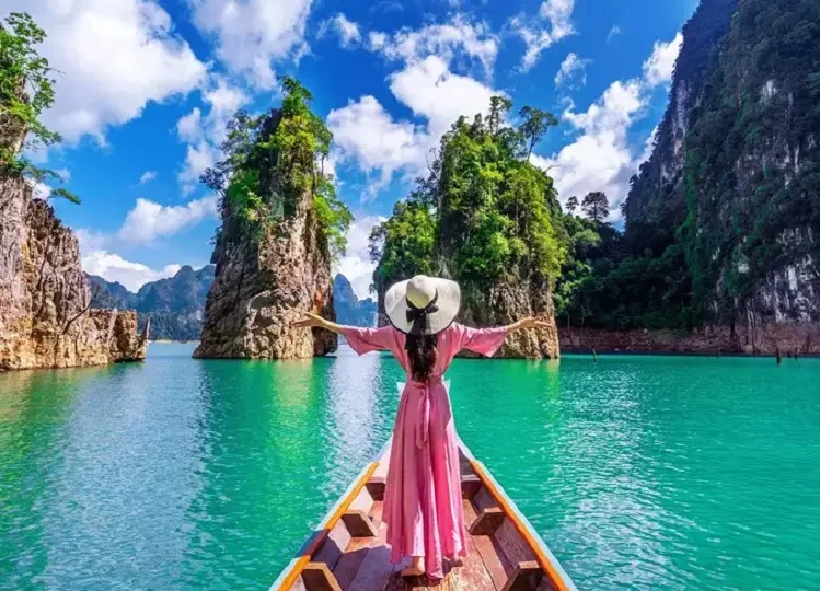 Travel Tips:  इस बार के वैलेंटाइन डे को पार्टनर के साथ बना लें यादगार, आईआरसीटीसी ने पेश किया है ये टूर पैकेज
