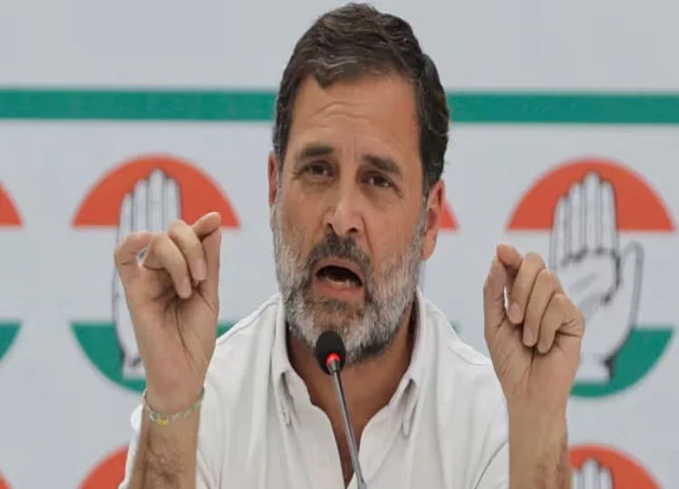 Delhi:  आम आदमी पार्टी ने शुरू किया पोस्टर वॉर, अब राहुल गांधी का इस लिस्ट में डाल दिया नाम