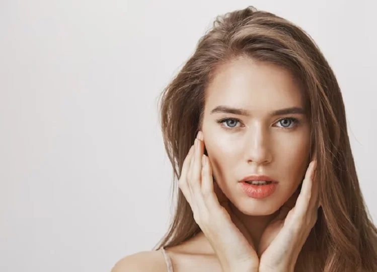 Beauty Tips: चेहरे की खूबसूरती बढ़ा देता है इन दो चीजों का मिश्रण, जरूरी करें उपयोग