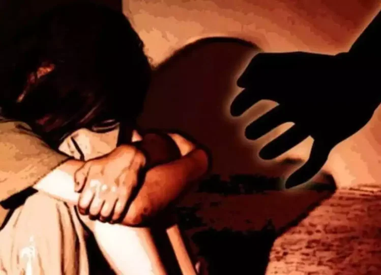 Crime:  'मुझे यहाँ दर्द हो रहा है...' 5 साल की मासूम ने स्कूल में टीचर से की शिकायत, पुलिस की पूछताछ में हुआ ये शर्मनाक खुलासा