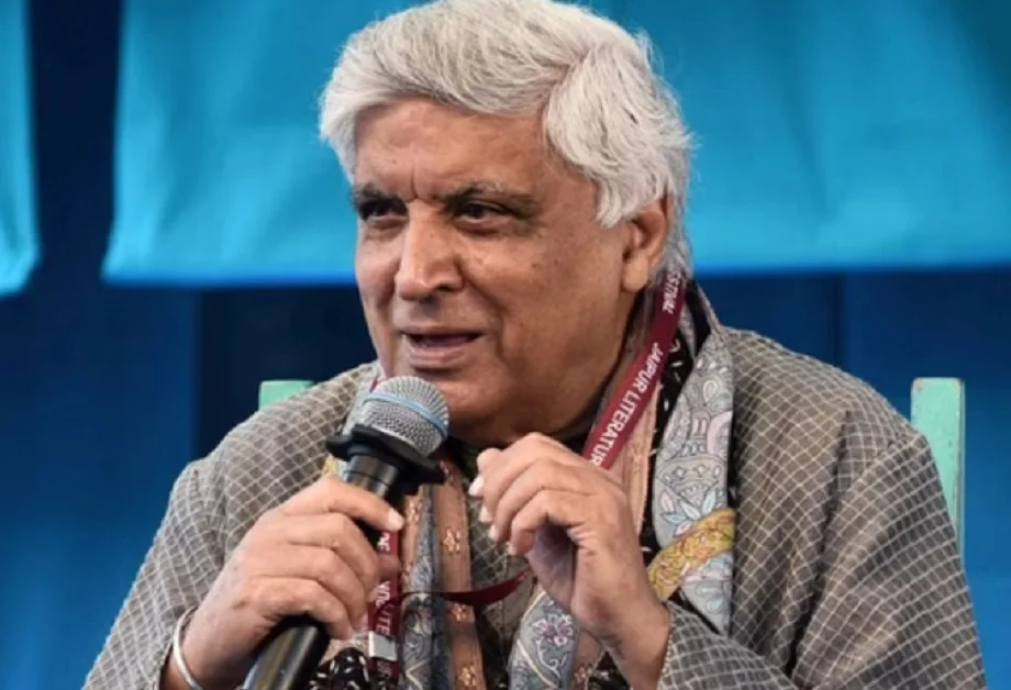 Bollywood: जावेद अख्तर अब इस व्यक्ति के खिलाफ करेंगे कानूनी कार्रवाई, ये है कारण