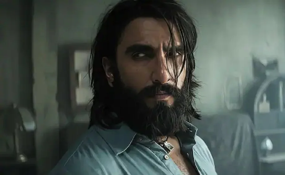 Box Office Collection: धुरंधर ने रच दिया है रिलीज के 28वें दिन नया इतिहास, की रिकॉर्ड कमाई