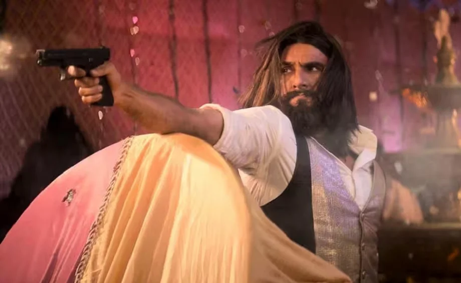 Box office collection: रणवीर सिंह की फिल्म धुरंधर ने कर लिया है 1240 करोड़ का कलेक्शन, अब इस पर है नजर