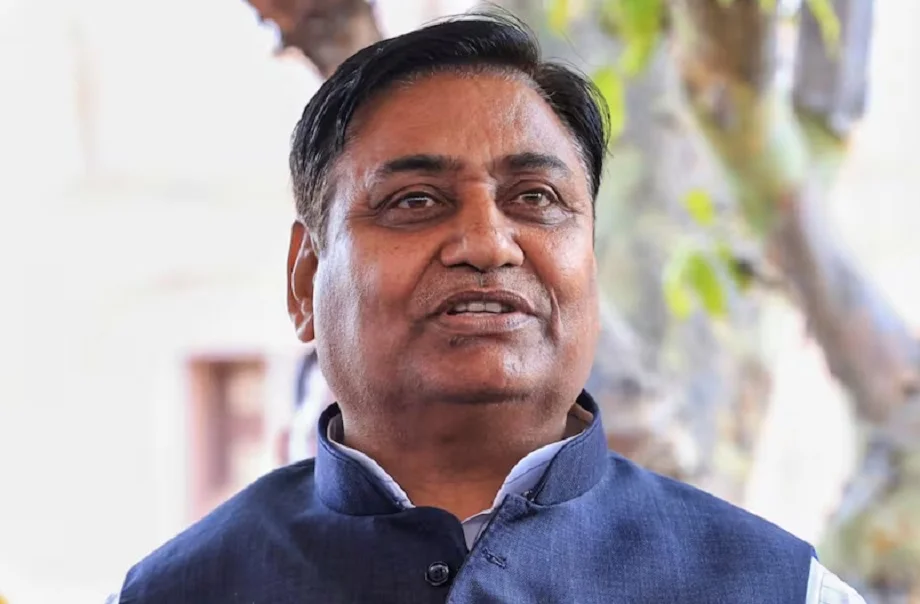 प्रदेश के शिक्षा मंत्री राजस्थान के भविष्य से खिलवाड़ कर रहे हैं: Dotasra